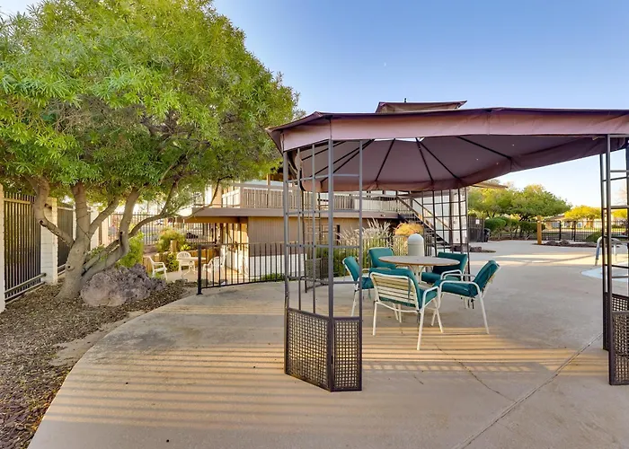 Holiday home Golf, Hike, Swim: Your Perfect Desert Oasis Escape *