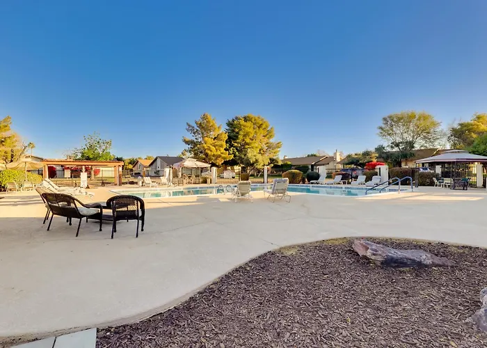 Golf, Hike, Swim: Your Perfect Desert Oasis Escape Holiday home Mesa