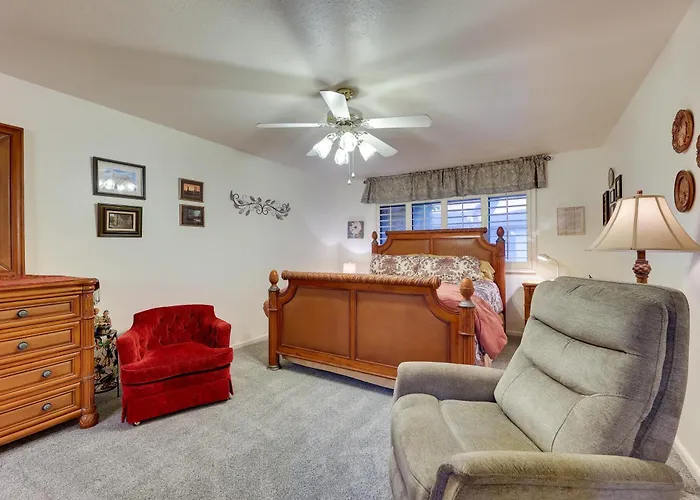 Golf, Hike, Swim: Your Perfect Desert Oasis Escape Holiday home Mesa